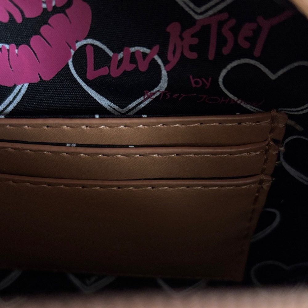 ☀️Betsey Johnson Cream Straw Fish Mini Bag - Picture 9 of 11